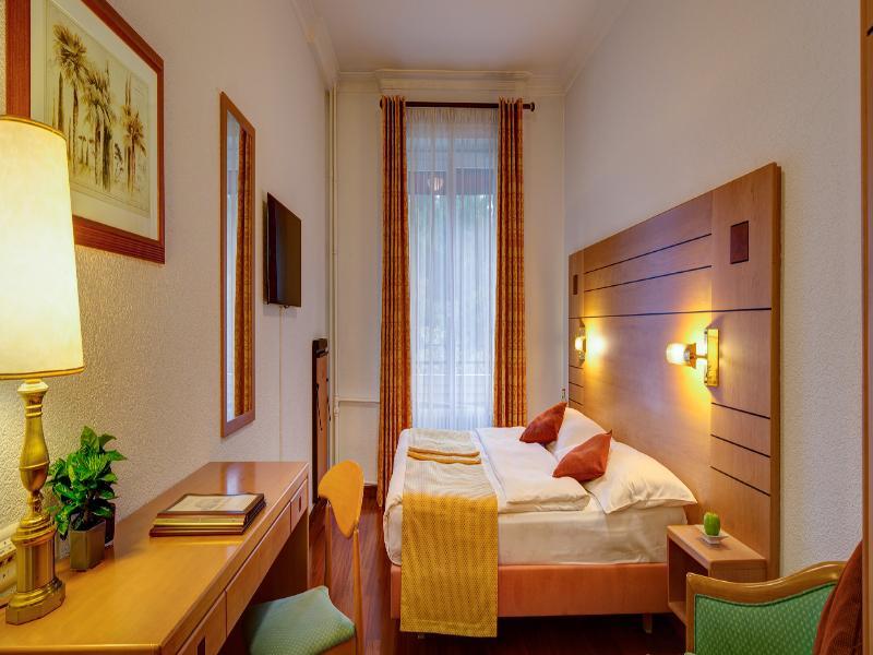 Hotel Eden Женева Экстерьер фото