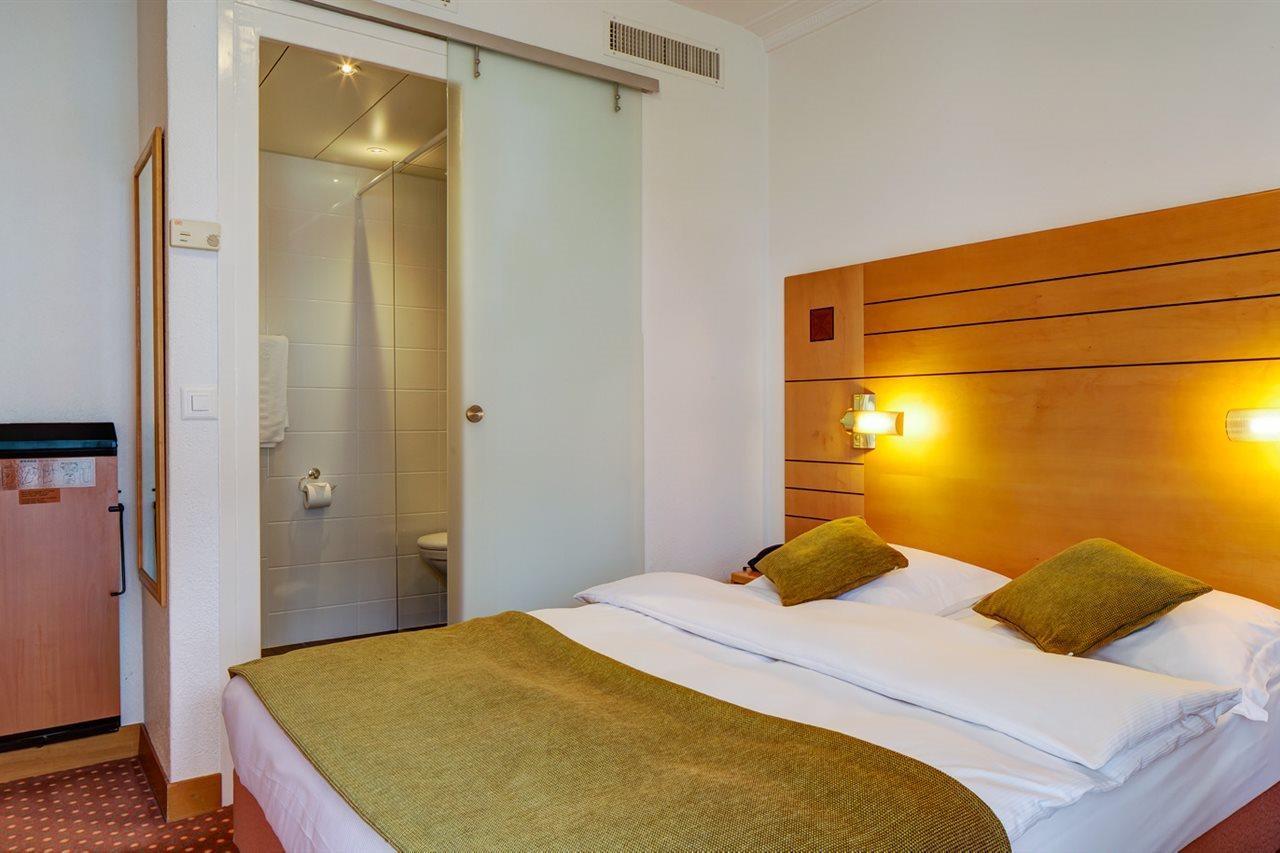 Hotel Eden Женева Экстерьер фото