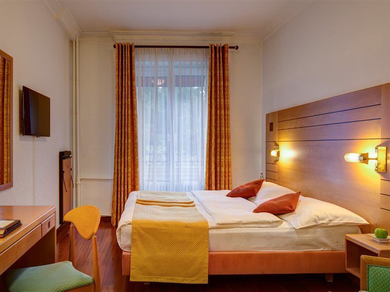 Hotel Eden Женева Экстерьер фото